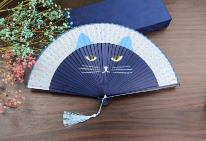 Female Japanese Craft Cat Fan Silk (Color: Blue)